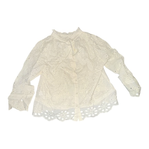 Jennifer & Grace White Floral Keyhole Blouse - Picture 6 of 6